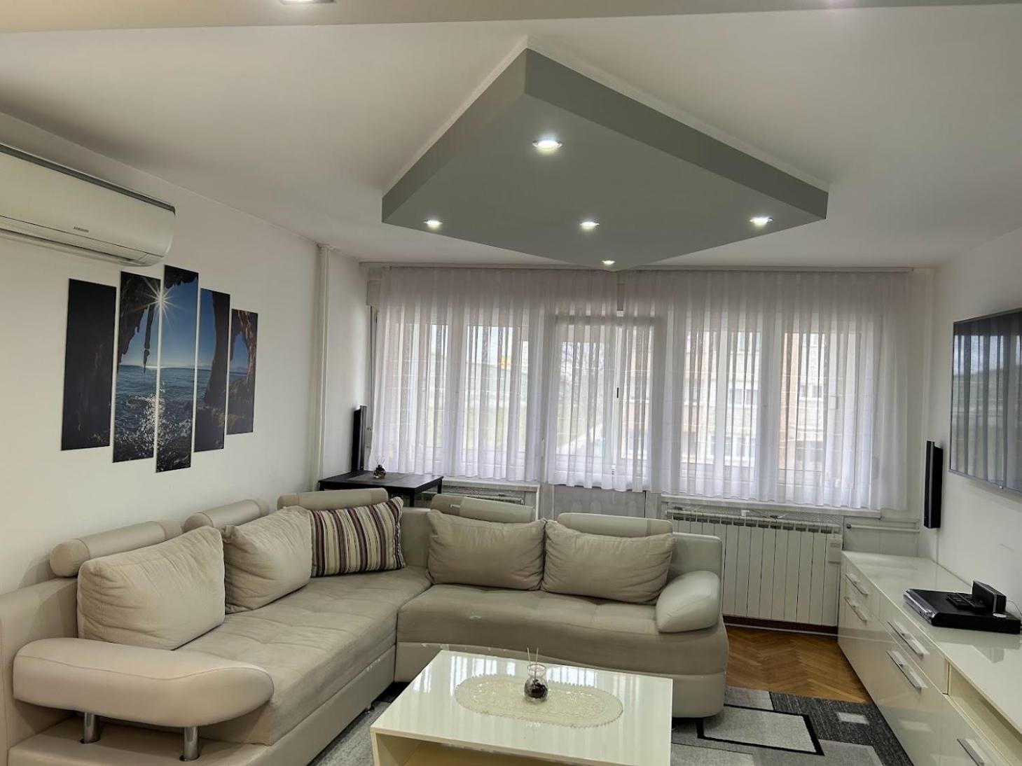 Tina Apartment Karlovac